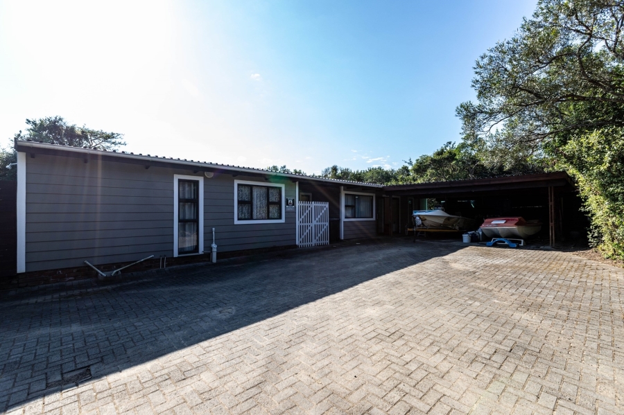 3 Bedroom Property for Sale in Kwelera Eastern Cape